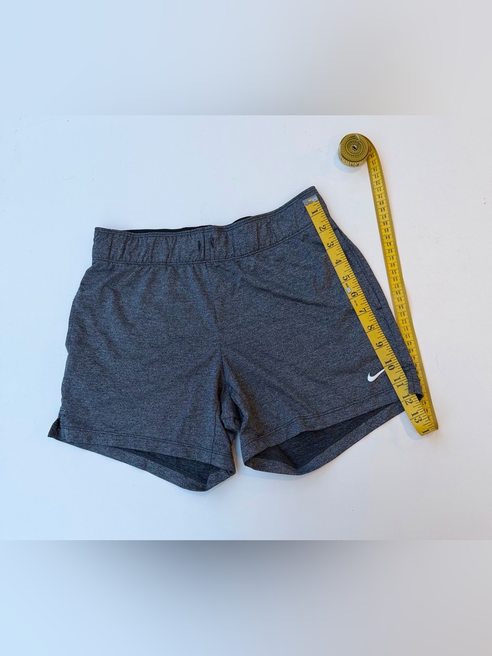 Nike Charcoal Gray Stretch Athletic Shorts Branded Waistband Pockets XS - Picture 5 of 10